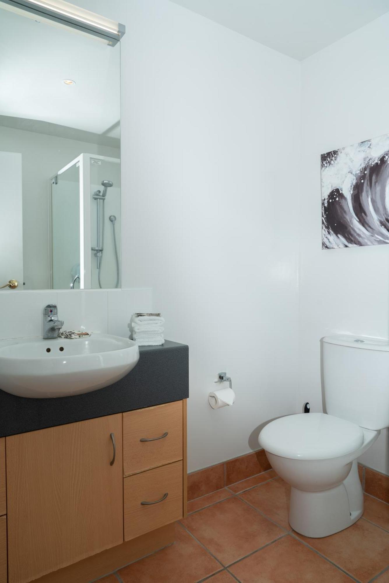 Ocean View Beach Escape - Top Floor Apartments, Mt Maunganui Base Mount Maunganui Exteriér fotografie